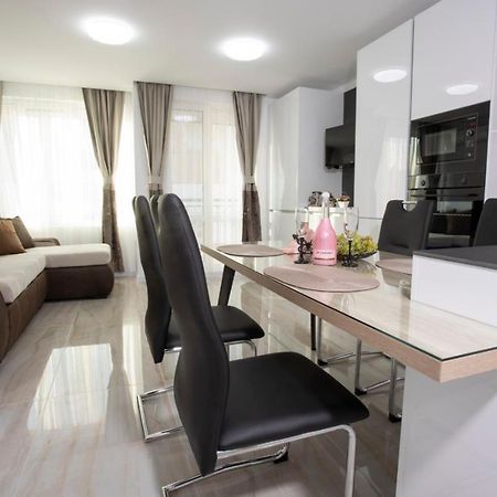 Апартамент За Гости Ивви-1 Apartment Бургас Екстериор снимка