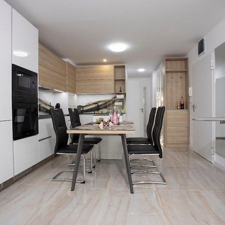 Апартамент За Гости Ивви-1 Apartment Бургас Екстериор снимка