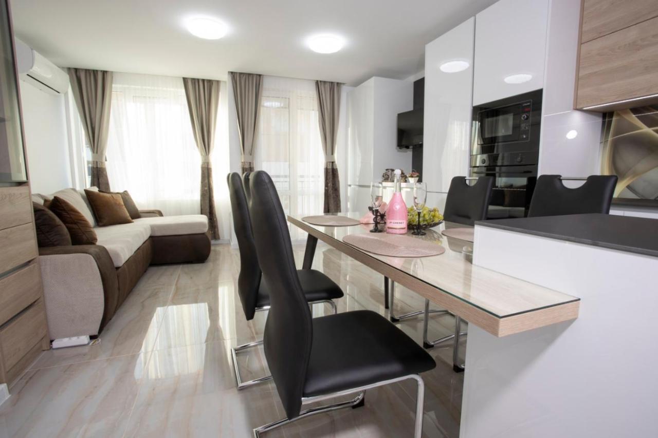 Апартамент За Гости Ивви-1 Apartment Бургас Екстериор снимка