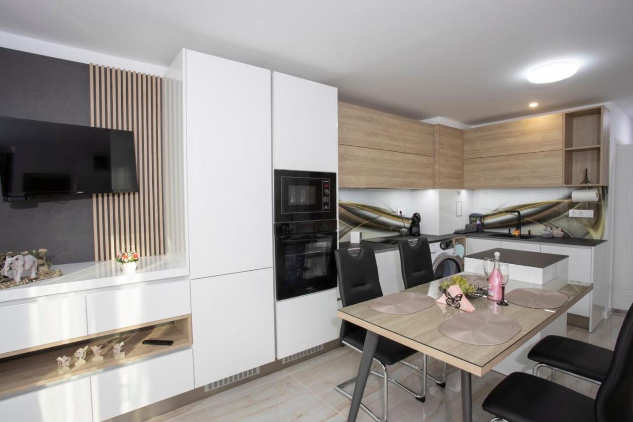 Апартамент За Гости Ивви-1 Apartment Бургас Екстериор снимка